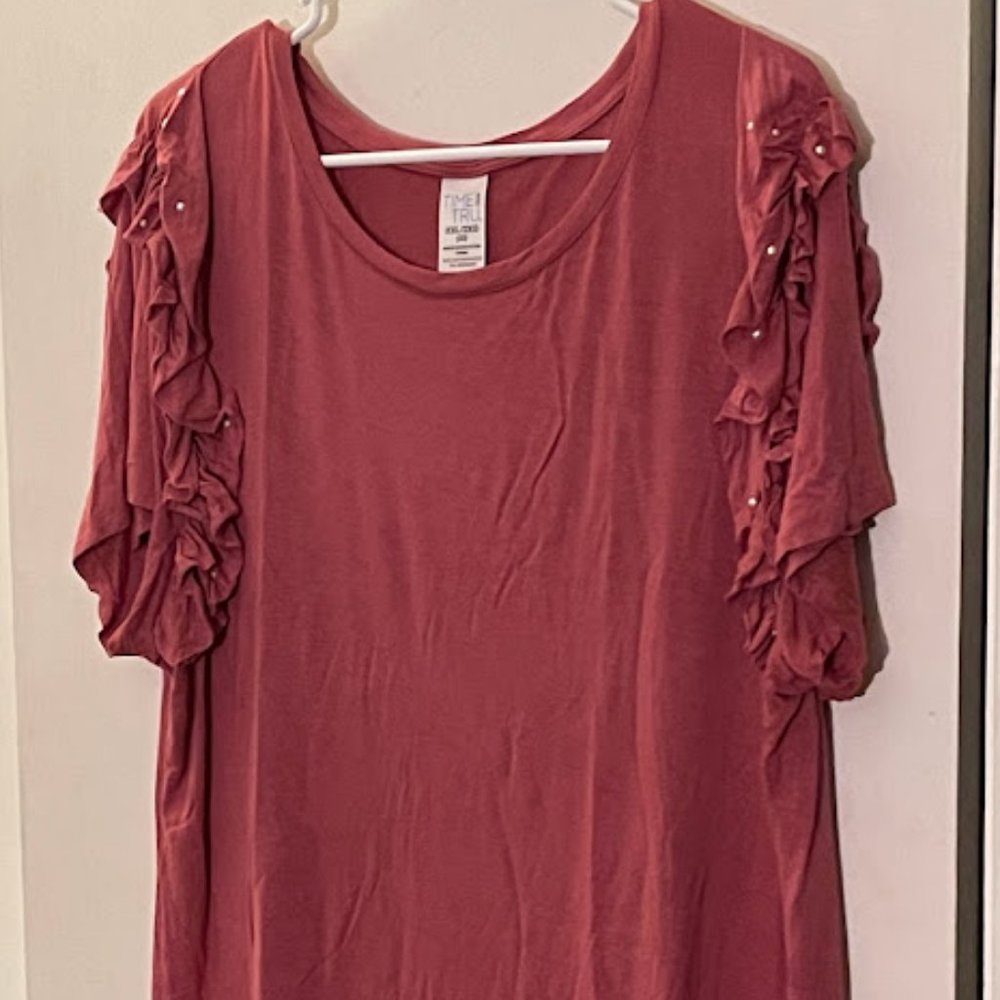 XXL/2XG (20) Time and Tru Ruffled Top
